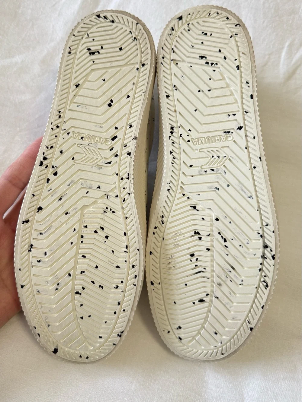 Cariuma | Women’s 8 | Marie Kondo OCA Low Off White Blue Star Sneakers | EUC